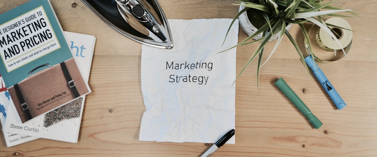 phần mềm marketing tiktok tự động cho người kinh doanh online