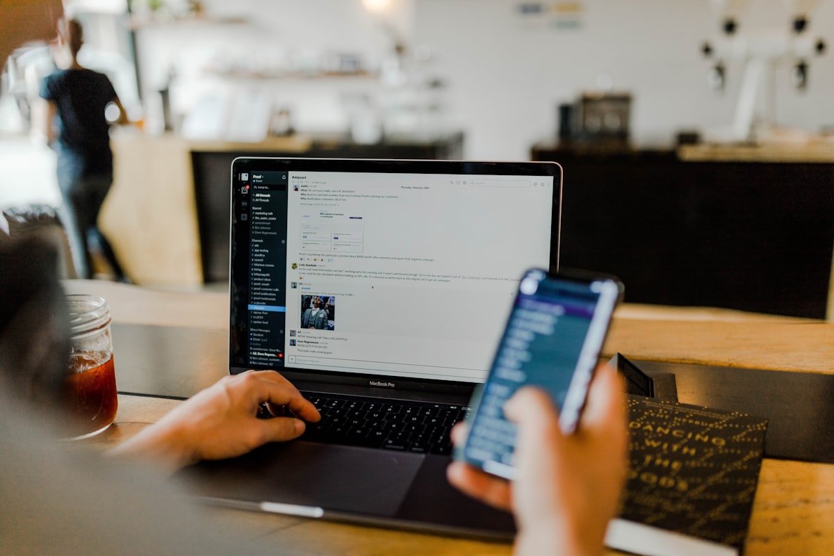 phần mềm nuôi TikTok tự động MKT TikPro