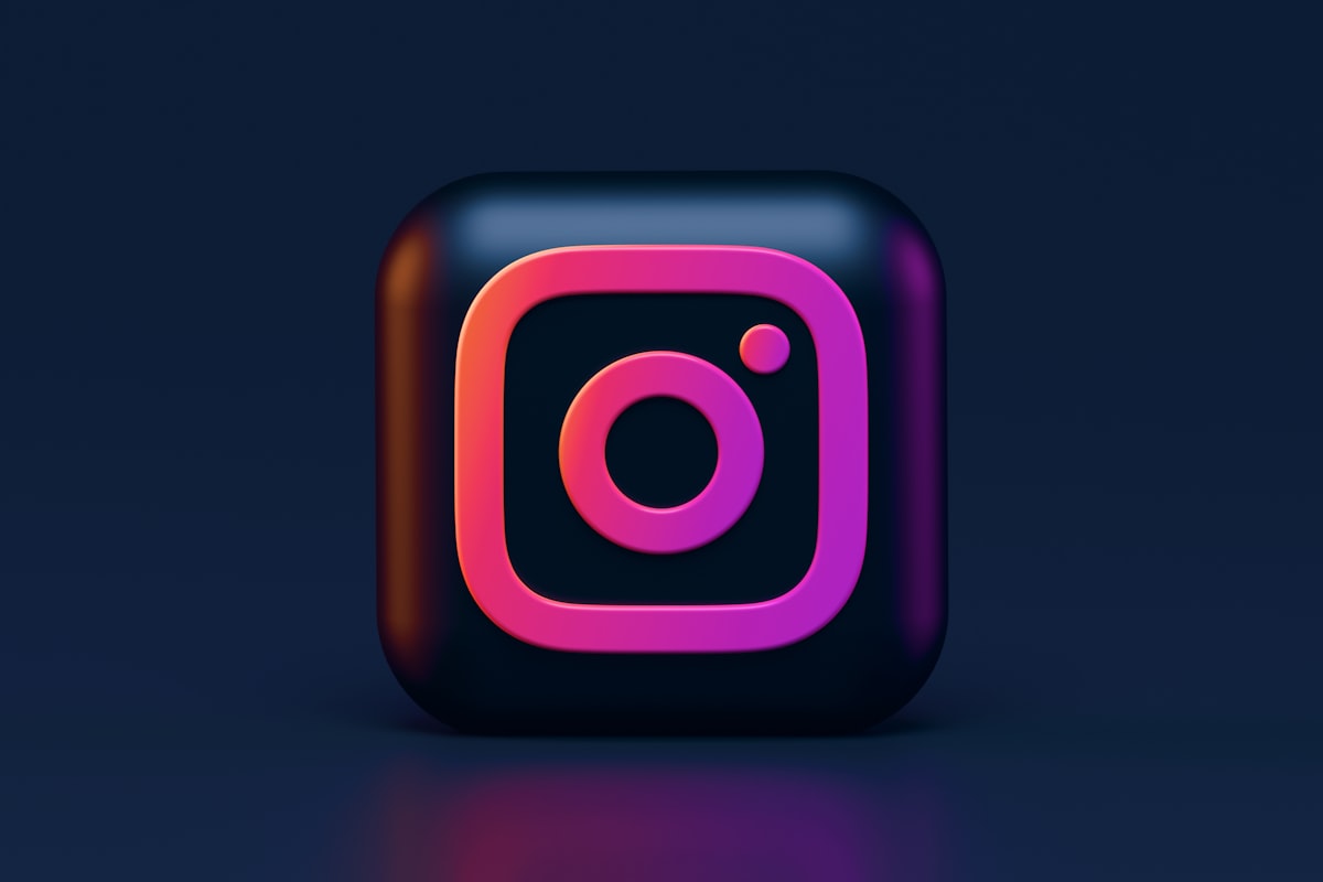 AI livestream TikTok bán hàng tự động 24/7